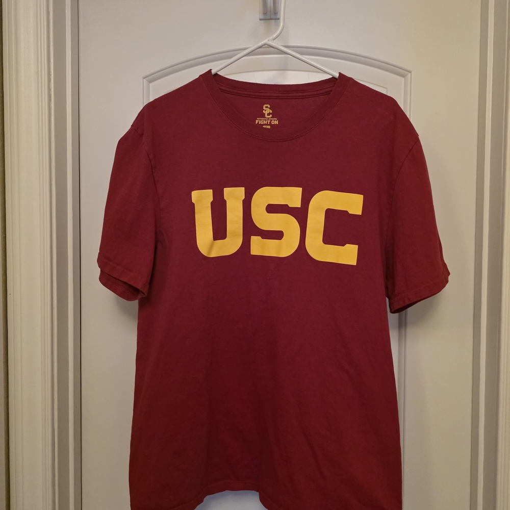 Men's USC T-Shirt. Large Size.